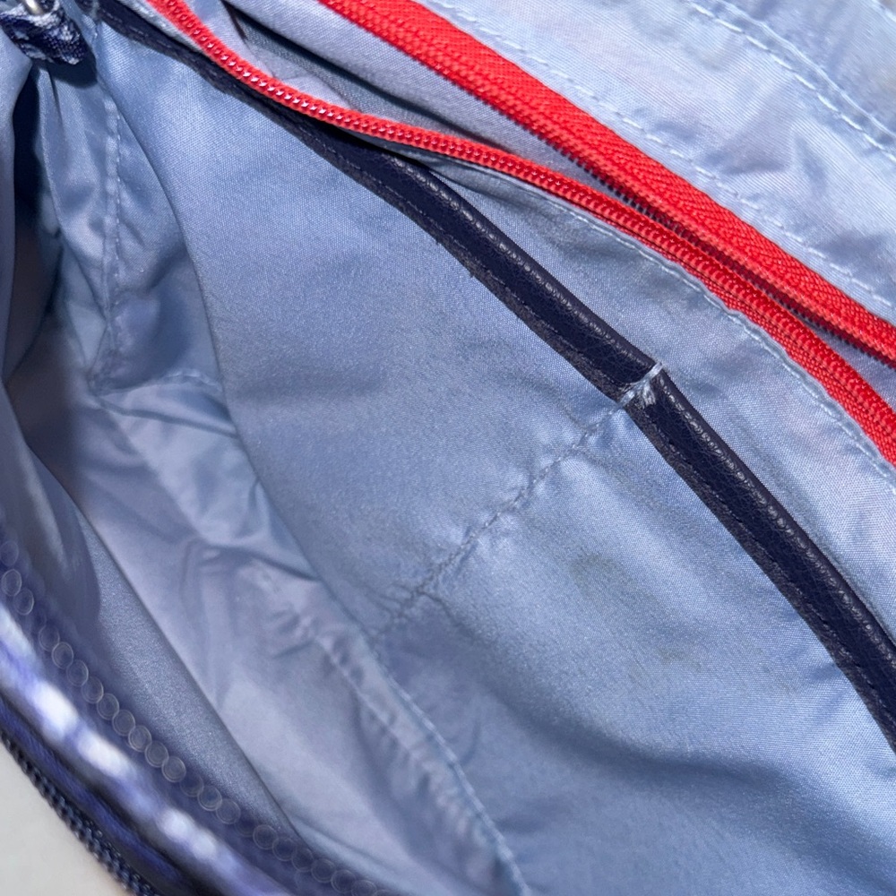Baggallini Navy Pattern Crossbody Bag - Picture 4 of 8